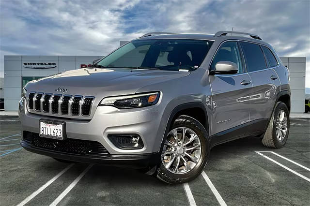 2021 Jeep Cherokee Latitude Lux FWD photo