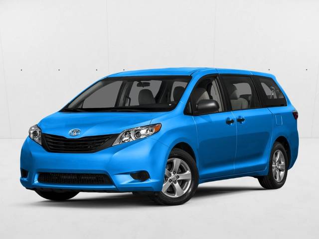 2015 Toyota Sienna XLE FWD photo