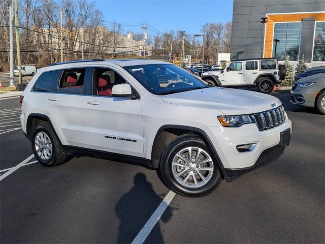 2021 Jeep Grand Cherokee Laredo E 4WD photo