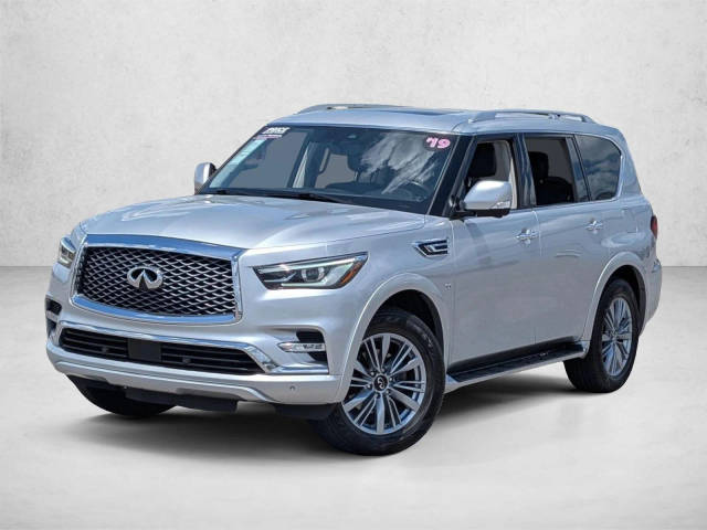 2019 Infiniti QX80 LUXE 4WD photo