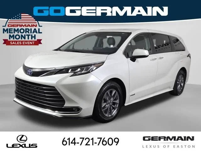 2021 Toyota Sienna XLE FWD photo