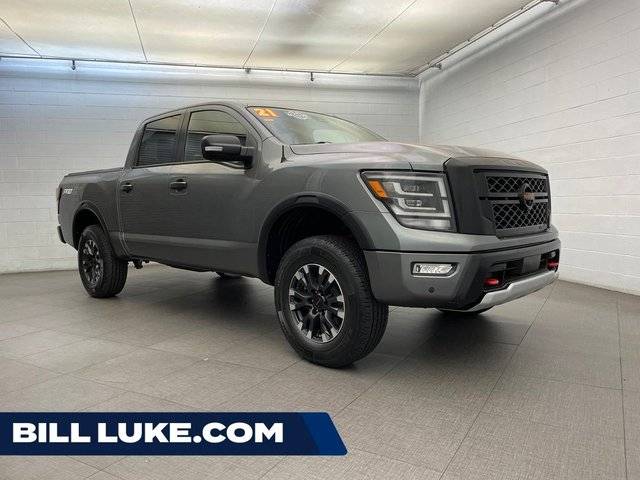 2021 Nissan Titan PRO-4X 4WD photo