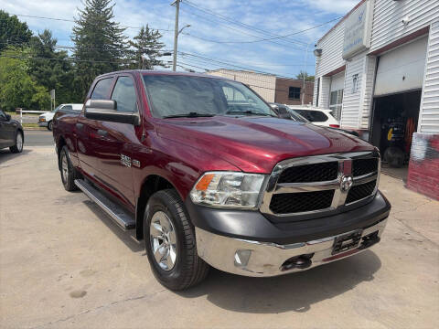 2017 Ram 1500 Tradesman 4WD photo