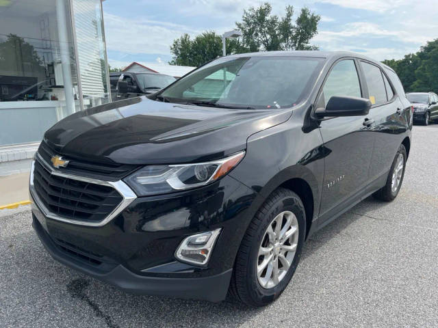 2021 Chevrolet Equinox LS FWD photo