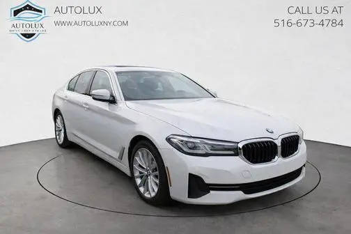 2021 BMW 5 Series 530i xDrive AWD photo