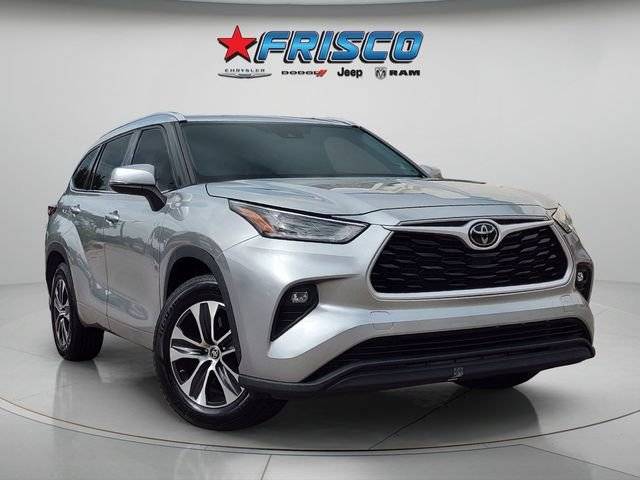 2021 Toyota Highlander XLE FWD photo