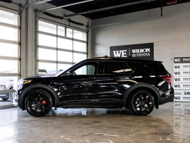 2021 Ford Explorer ST 4WD photo