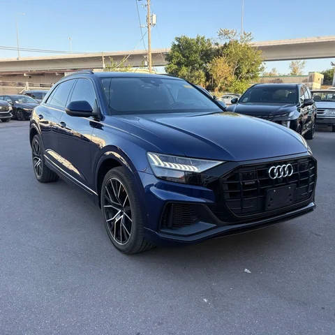 2021 Audi Q8 Premium Plus AWD photo