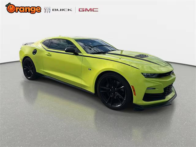 2021 Chevrolet Camaro 2SS RWD photo