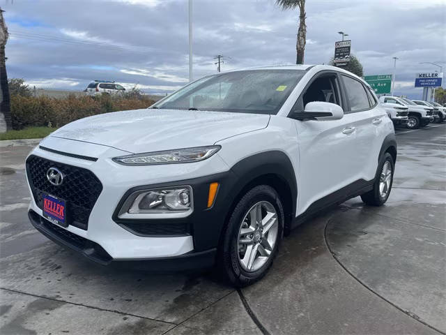 2021 Hyundai Kona SE FWD photo