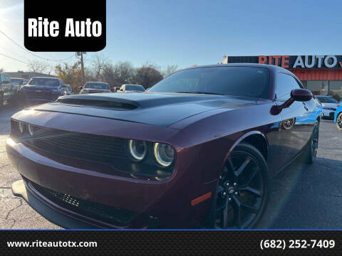 2020 Dodge Challenger GT RWD photo