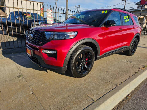2021 Ford Explorer ST 4WD photo