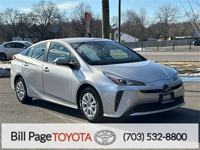 2021 Toyota Prius LE FWD photo