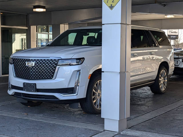 2021 Cadillac Escalade ESV Premium Luxury 4WD photo