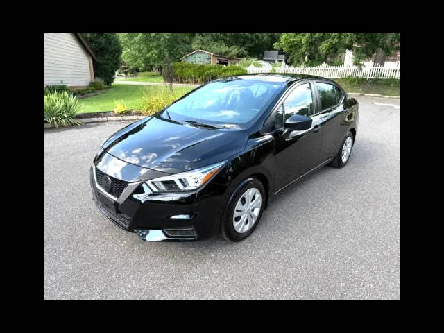 2020 Nissan Versa S FWD photo
