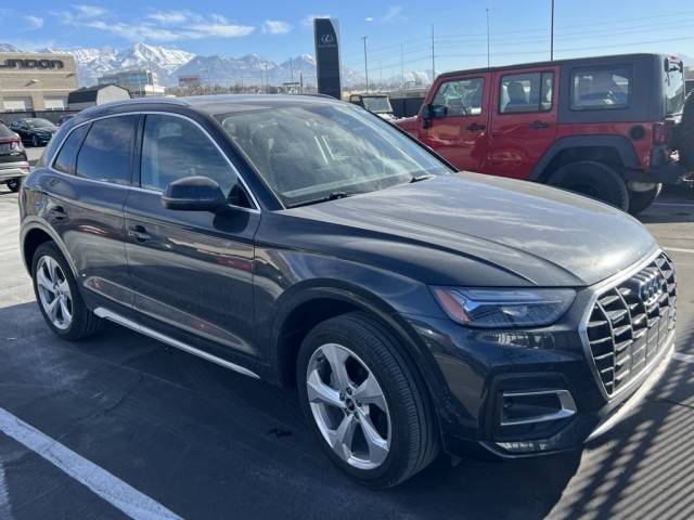 2021 Audi Q5 Premium Plus AWD photo