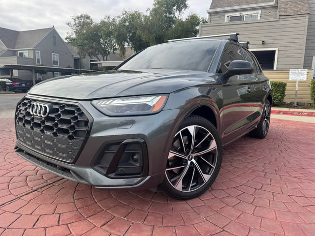 2021 Audi SQ5 Prestige AWD photo