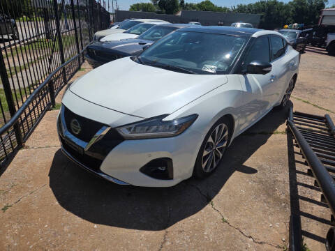 2021 Nissan Maxima Platinum FWD photo