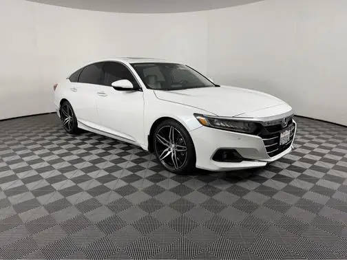 2021 Honda Accord Touring FWD photo
