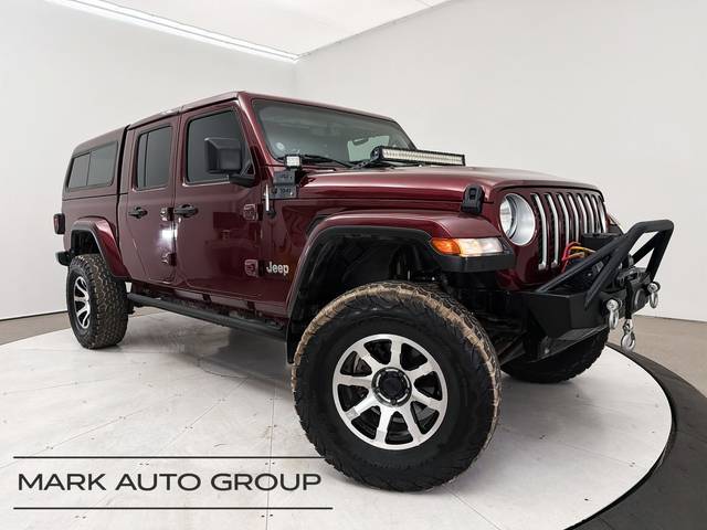 2021 Jeep Gladiator Overland 4WD photo