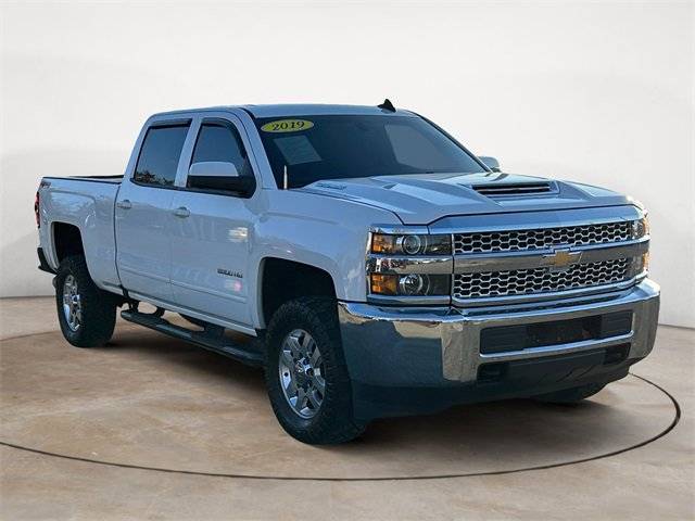 2019 Chevrolet Silverado 2500HD LT 4WD photo