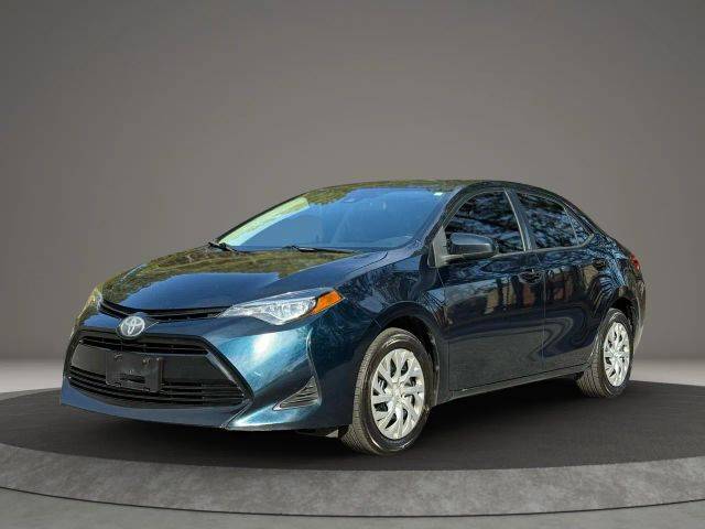 2019 Toyota Corolla LE FWD photo
