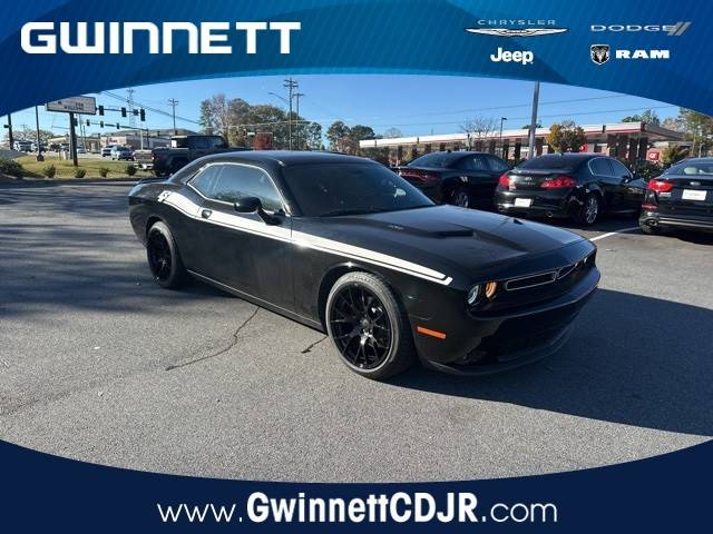 2015 Dodge Challenger R/T Plus RWD photo