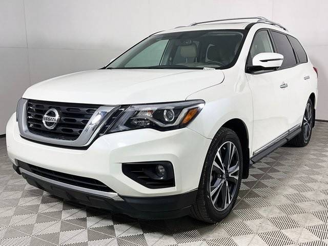 2020 Nissan Pathfinder Platinum FWD photo