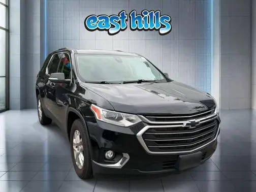 2021 Chevrolet Traverse LT Leather AWD photo