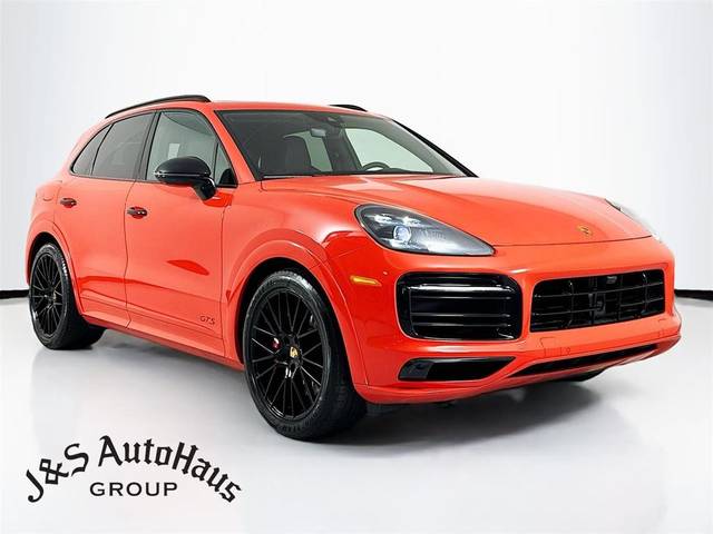 2021 Porsche Cayenne GTS AWD photo