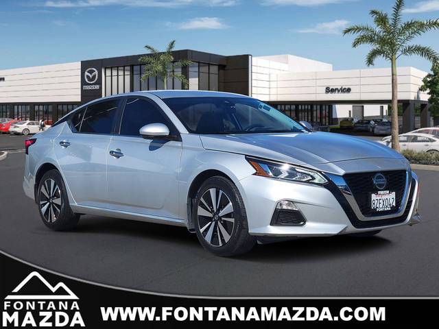 2021 Nissan Altima 2.5 SV AWD photo