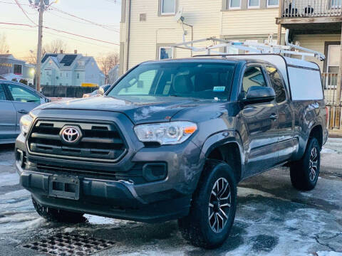 2017 Toyota Tacoma SR 4WD photo