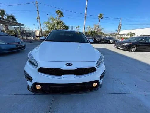 2021 Kia Forte LXS FWD photo