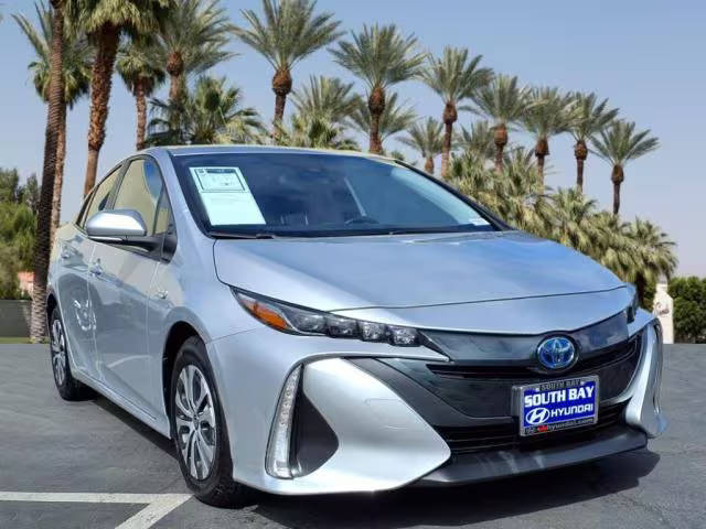 2021 Toyota Prius Prime XLE FWD photo