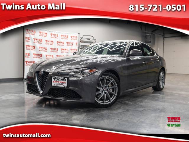 2021 Alfa Romeo Giulia AWD photo