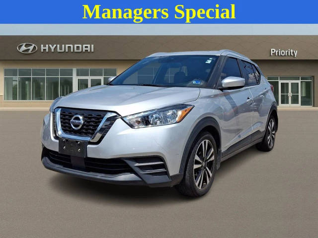 2020 Nissan Kicks SV FWD photo