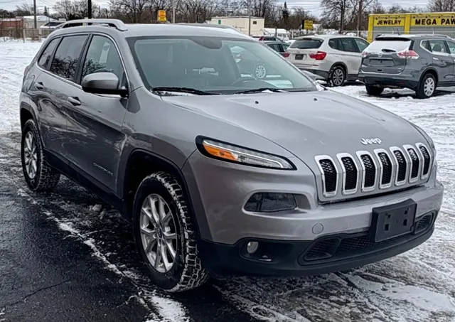 2015 Jeep Cherokee Latitude 4WD photo