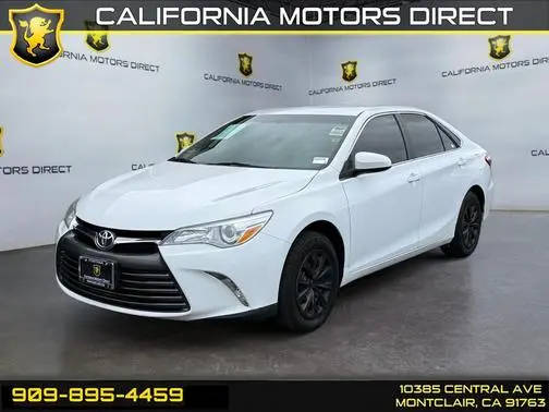 2015 Toyota Camry LE FWD photo