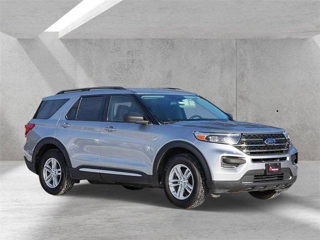 2021 Ford Explorer XLT 4WD photo