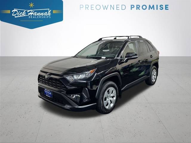 2021 Toyota RAV4 LE AWD photo