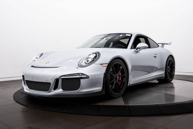 2015 Porsche 911 GT3 GT3 RWD photo