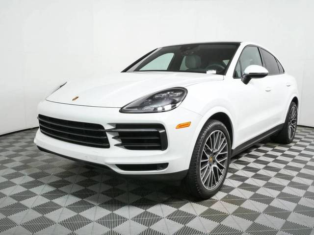 2021 Porsche Cayenne Coupe  AWD photo