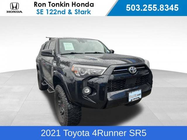 2021 Toyota 4Runner SR5 4WD photo