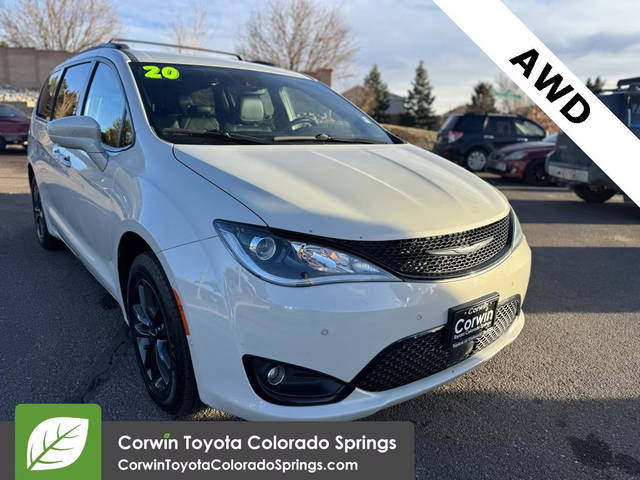 2020 Chrysler Pacifica Minivan Launch Edition AWD photo