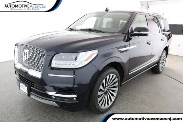 2021 Lincoln Navigator Reserve 4WD photo