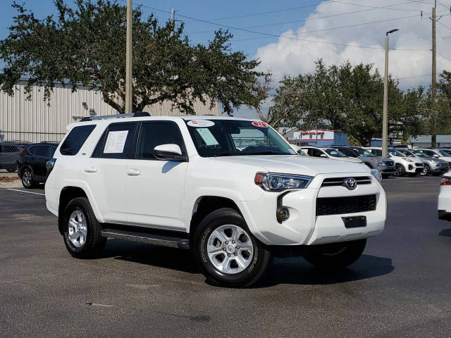 2021 Toyota 4Runner SR5 4WD photo