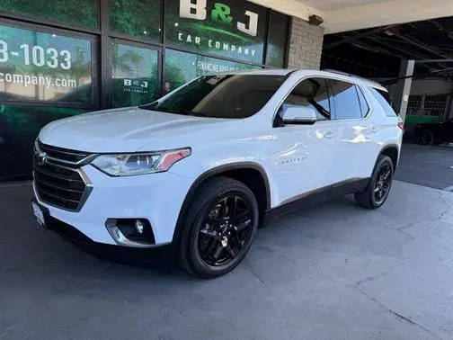 2021 Chevrolet Traverse LT Leather FWD photo