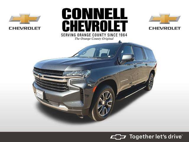 2021 Chevrolet Suburban LT RWD photo