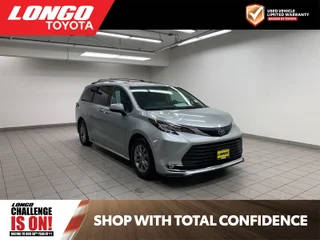 2021 Toyota Sienna XLE FWD photo