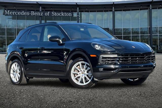2021 Porsche Cayenne  AWD photo